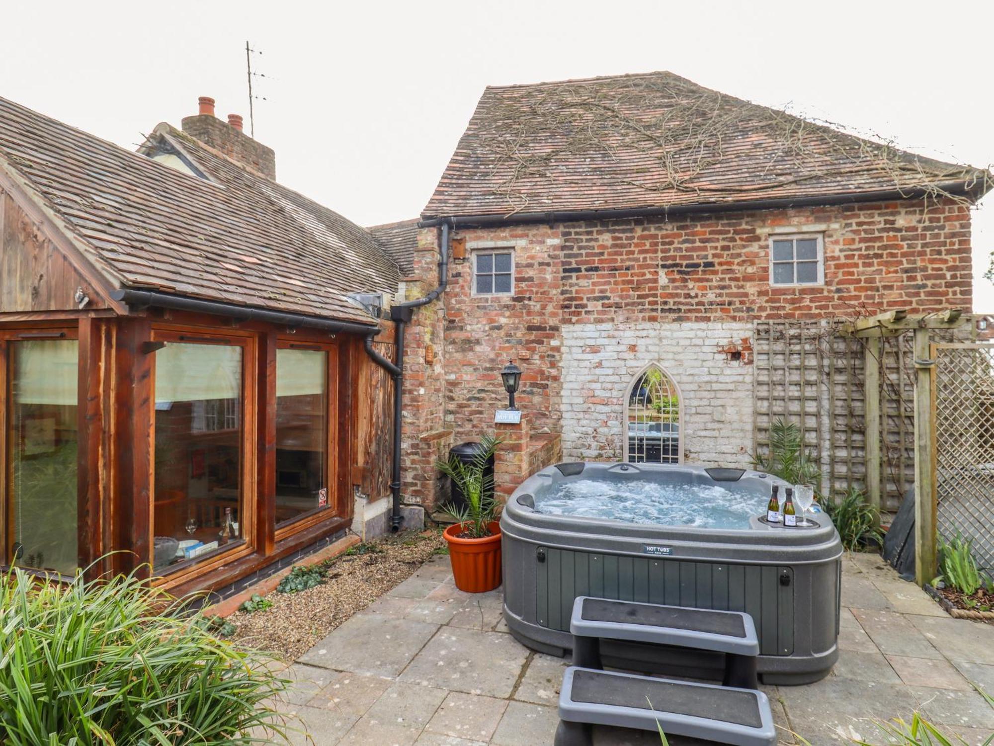 Runnymede Villa Tewkesbury Exterior photo